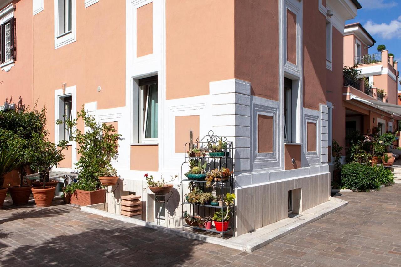 I Villini Del Pigneto Bed & Breakfast Rome Exterior photo